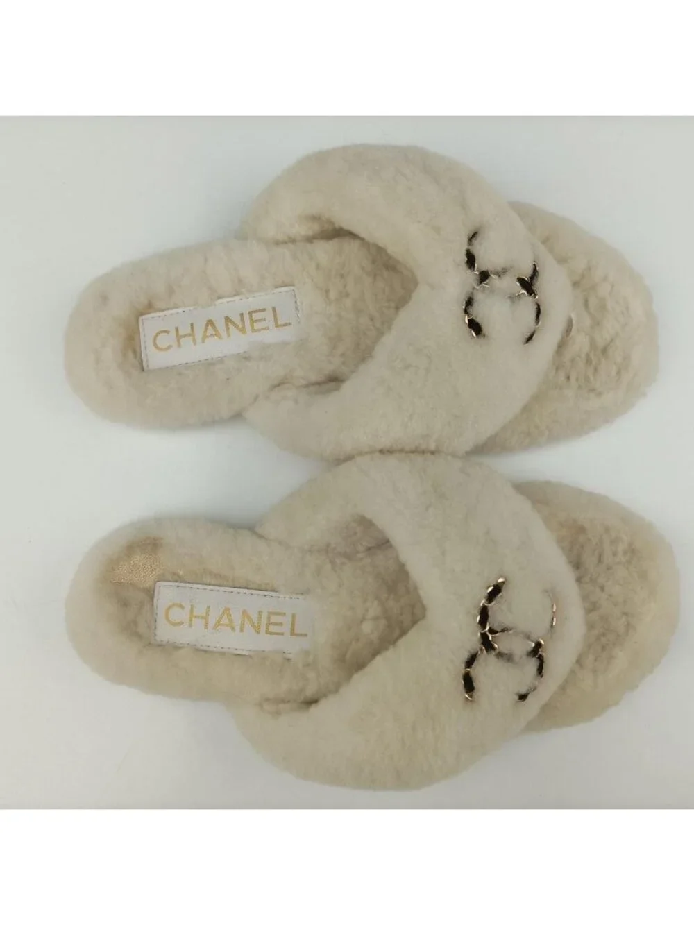 CHANEL brand color